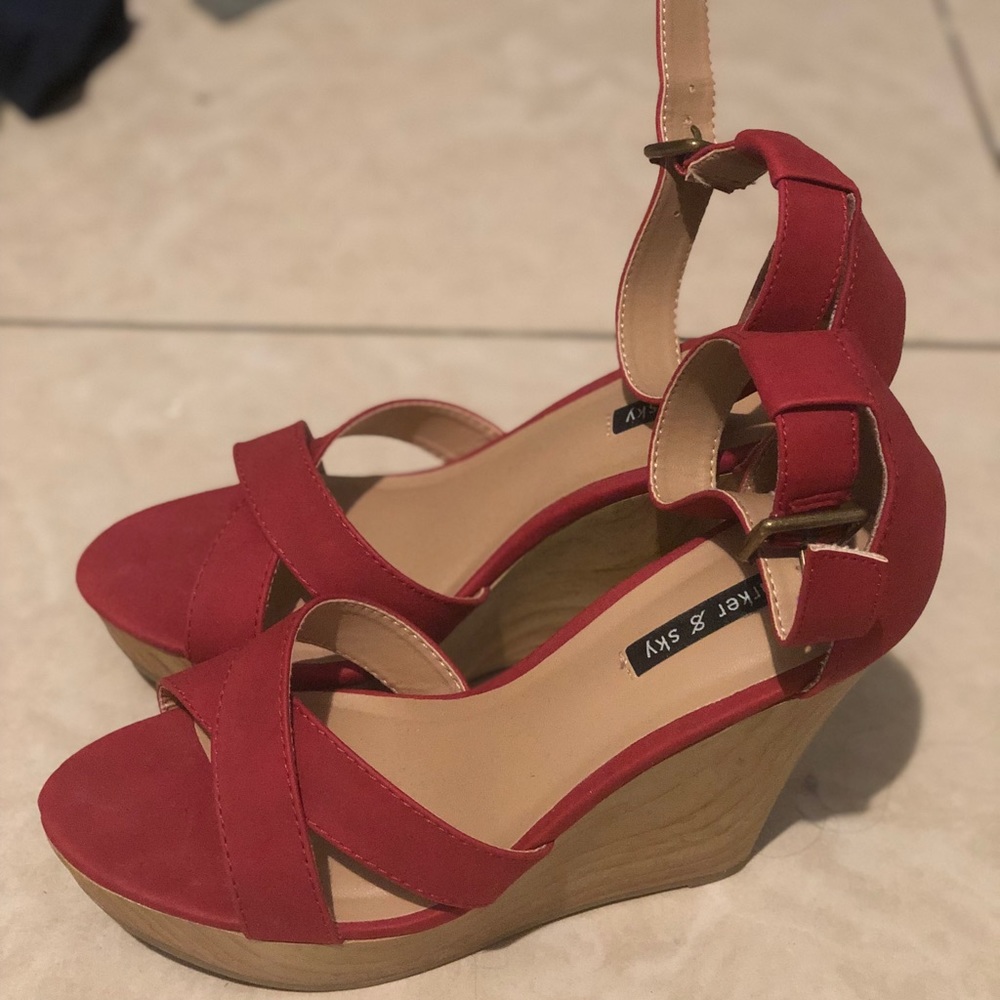 Gently used Wedges